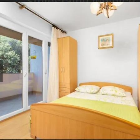 Apartment Two Bedroom Sonja With Seaview