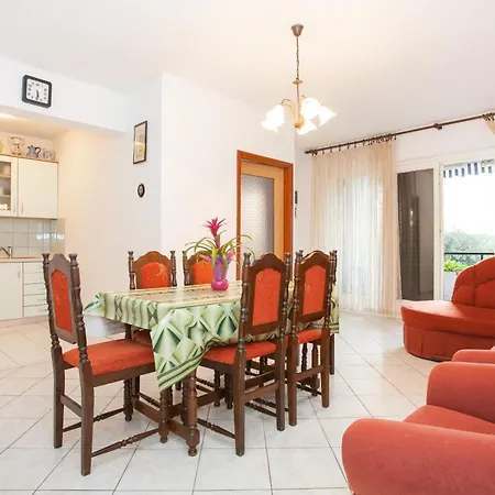 Apartamento Two Bedroom Sonja With Seaview *